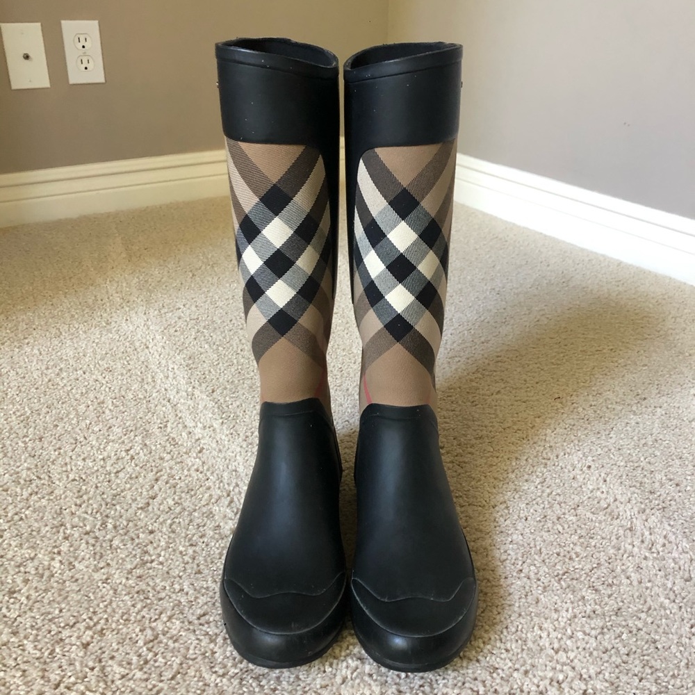Burberry Rain Boots Women’s